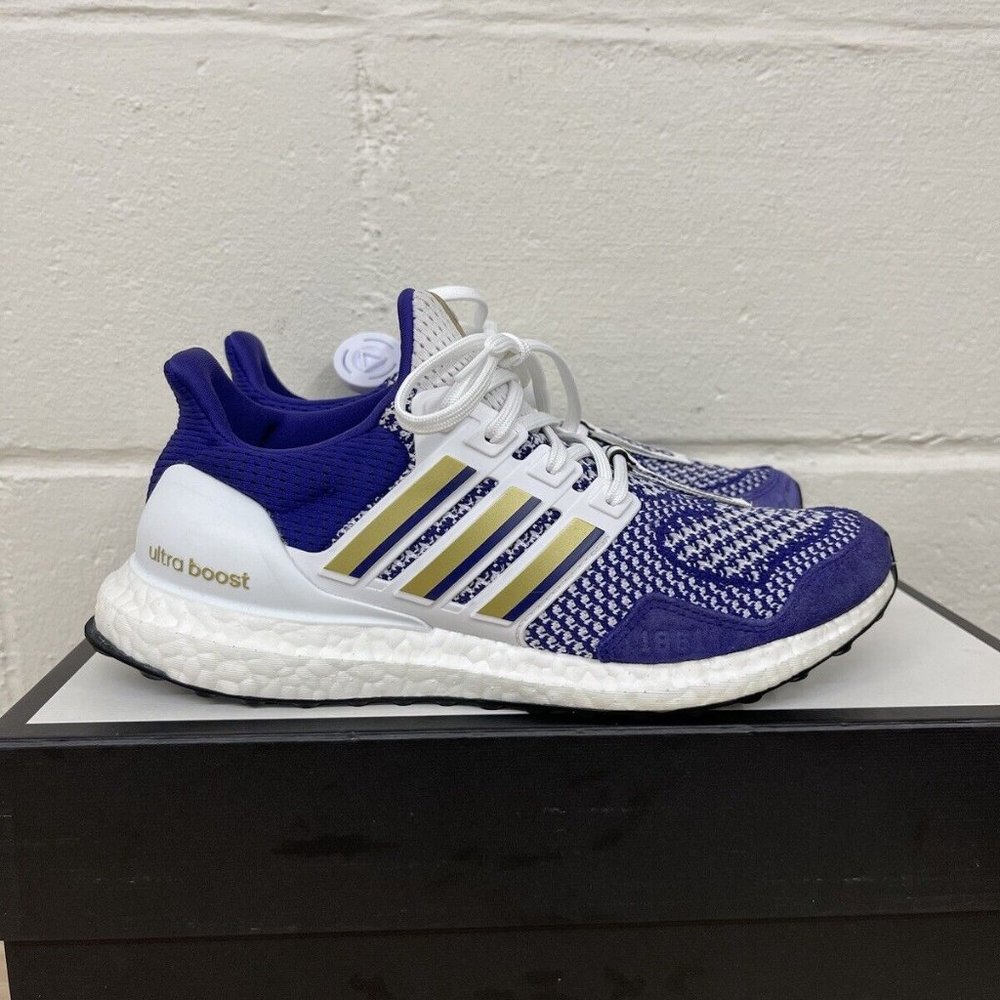 Adidas Ultra boost 1.0 Washington Huskies PE Purple White Gold (HG5867) Sz 7.5 - Picture 2 of 11
